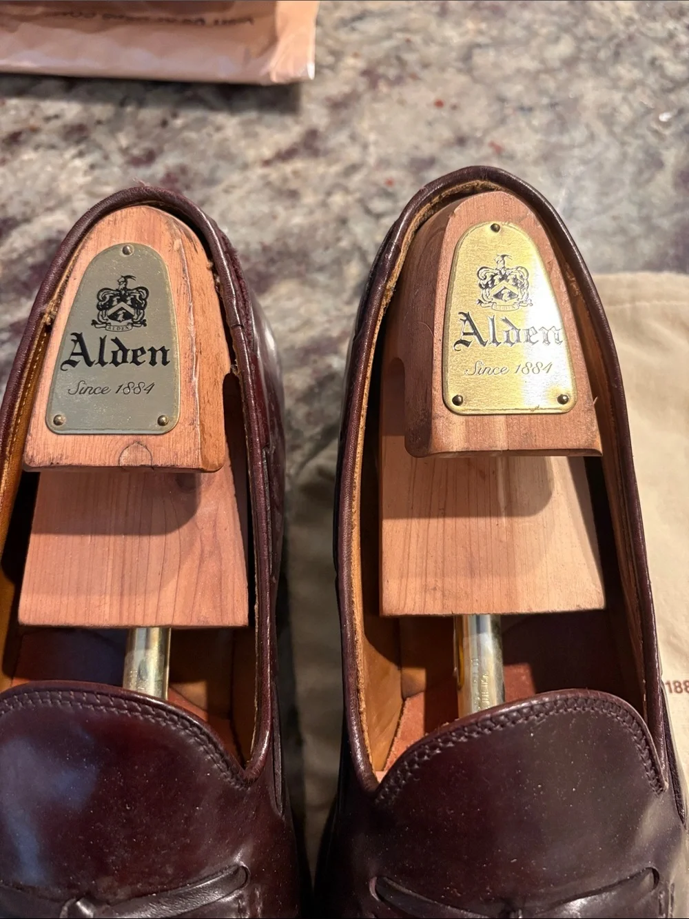 Alden Men’s Tassel Loafers in Burgundy Brown